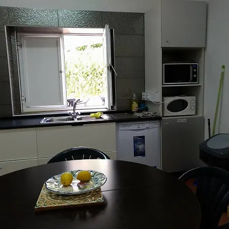 Hostel 1850