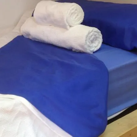 Hostel 1850