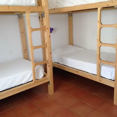 Hostel 1850 *
